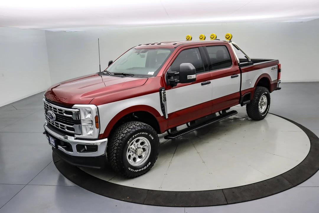 2025 Ford Super Duty 5th Gen - Image 11 of 21