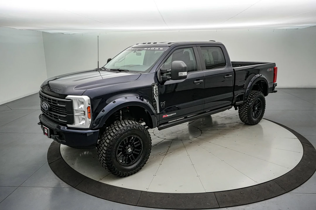 2025 Ford Super Duty 5th Gen - Image 11 of 21