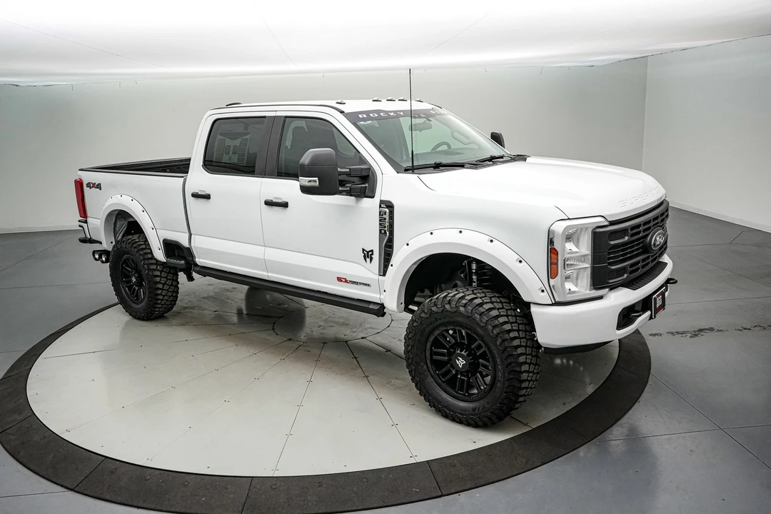 2025 Ford Super Duty 5th Gen - Image 4 of 21