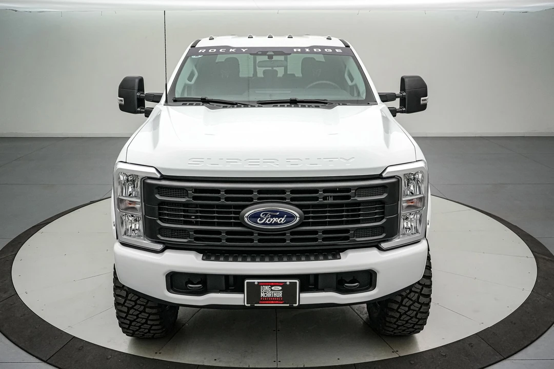 2025 Ford Super Duty 5th Gen - Image 12 of 21