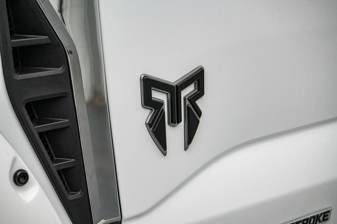 2025 Ford Super Duty 5th Gen - Image 18 of 21