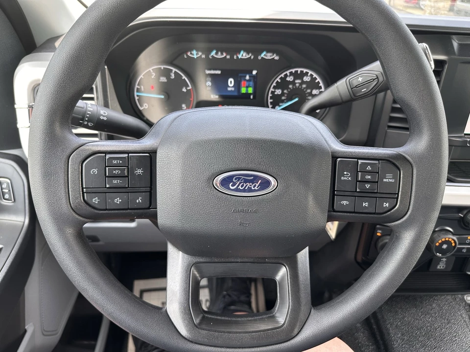 2025 Ford Super Duty 5th Gen - Image 18 of 21