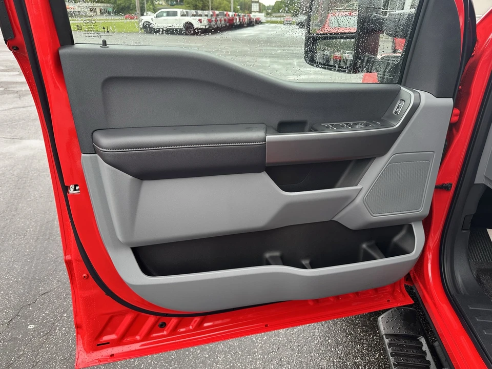 2025 Ford Super Duty 5th Gen - Image 7 of 21