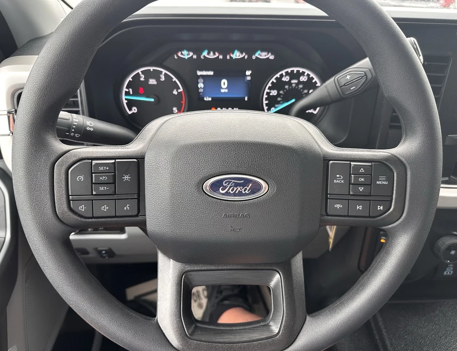 2025 Ford Super Duty 5th Gen - Image 18 of 21