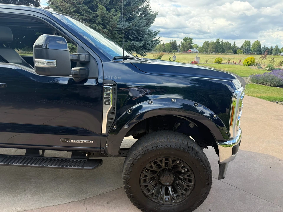 2025 Ford Super Duty 5th Gen - Image 22 of 31