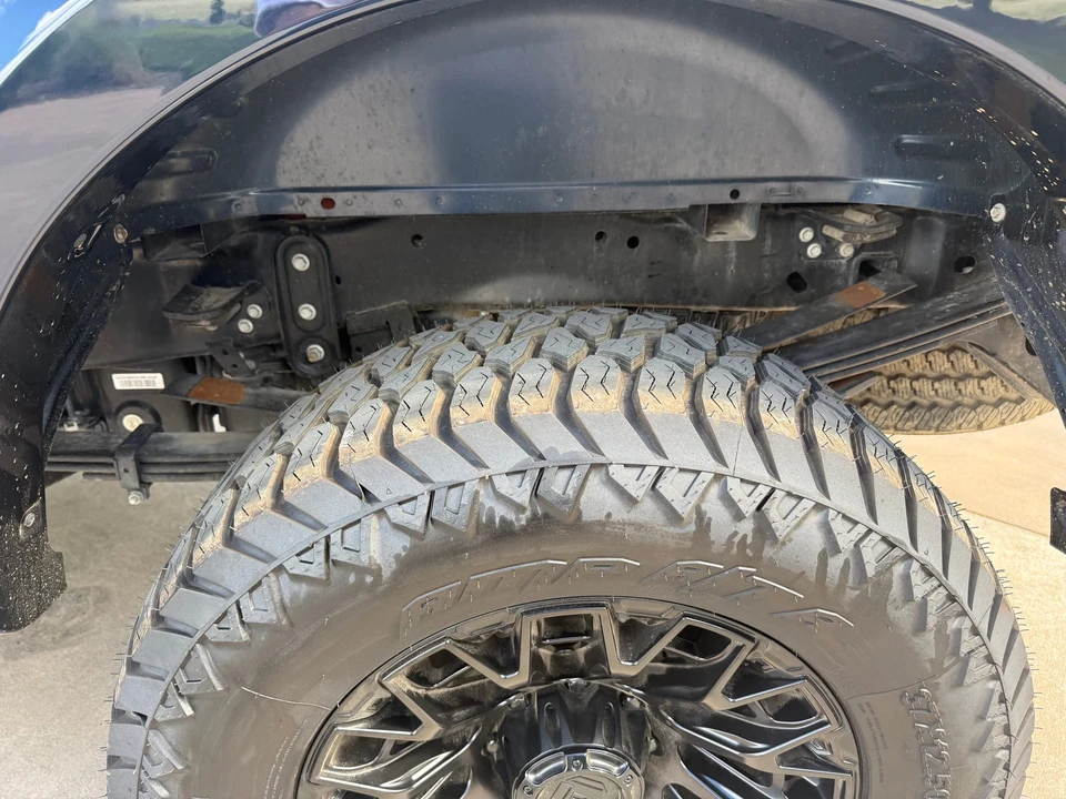 2025 Ford Super Duty 5th Gen - Image 27 of 31
