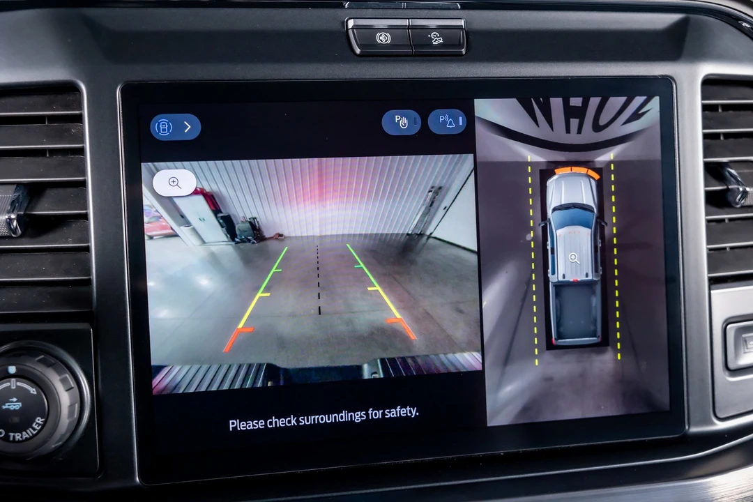 2025 Ford Super Duty 5th Gen - Image 10 of 12
