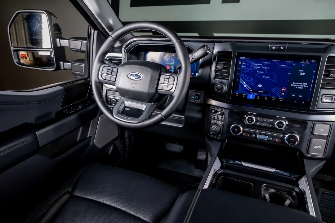 2025 Ford Super Duty 5th Gen - Image 7 of 12
