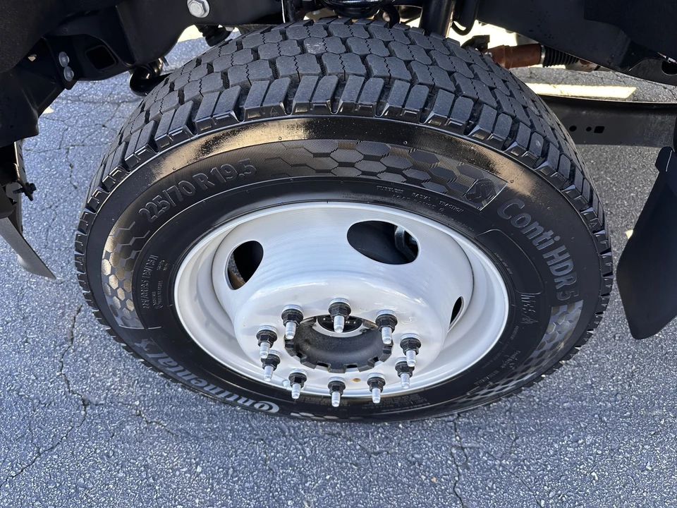 2025 Ford Super Duty 5th Gen - Image 21 of 21