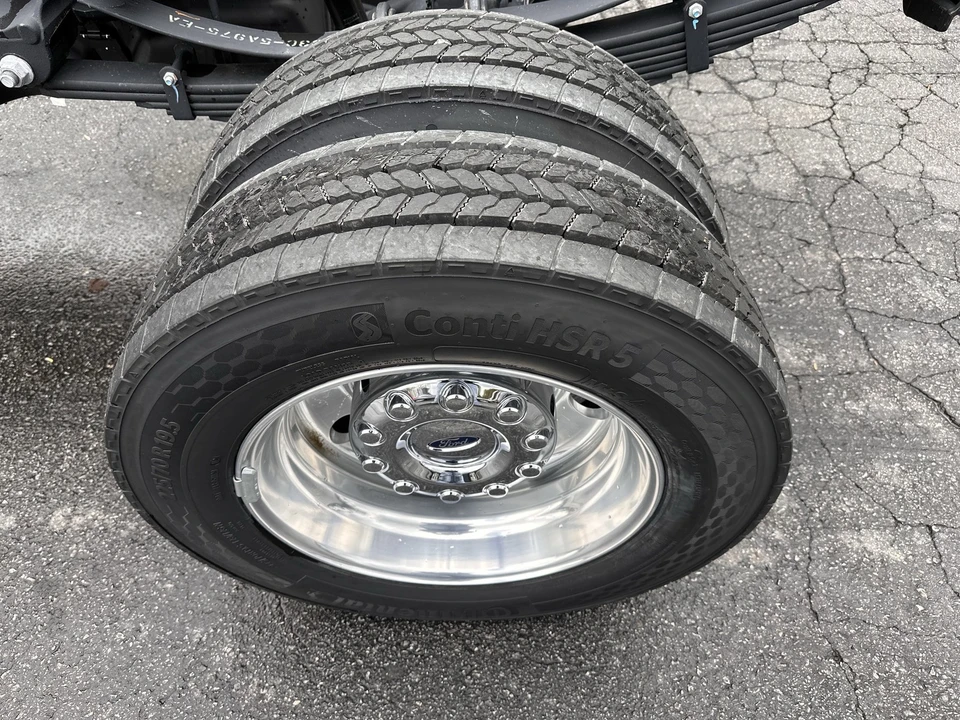 2025 Ford Super Duty 5th Gen - Image 22 of 23