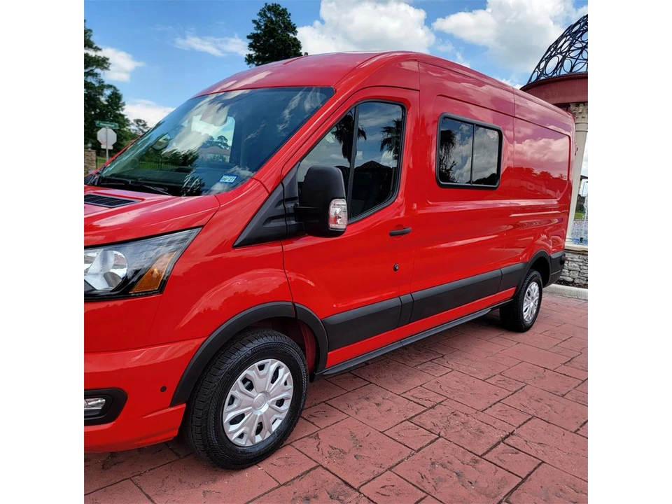 2025 Ford Transit - Image 7 of 31