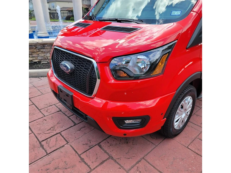 2025 Ford Transit - Image 12 of 31