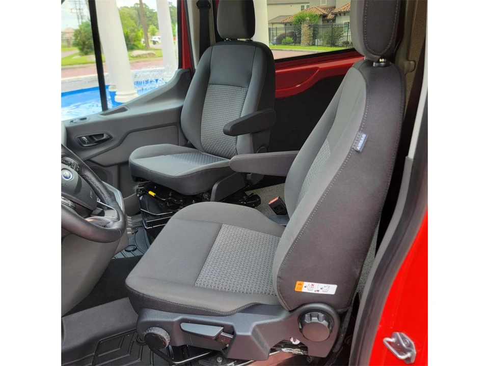2025 Ford Transit - Image 22 of 31