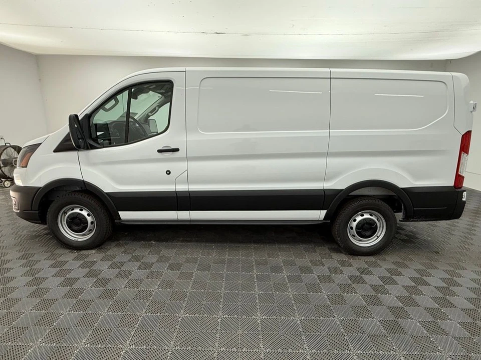2025 Ford Transit - Image 10 of 12