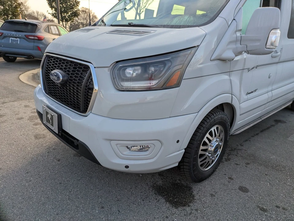 2025 Ford Transit - Image 10 of 21