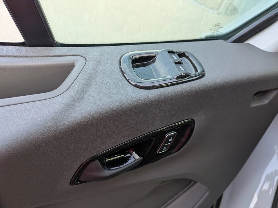 2025 Ford Transit - Image 16 of 21