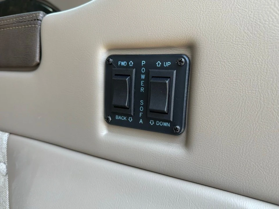 2025 Ford Transit - Image 6 of 12