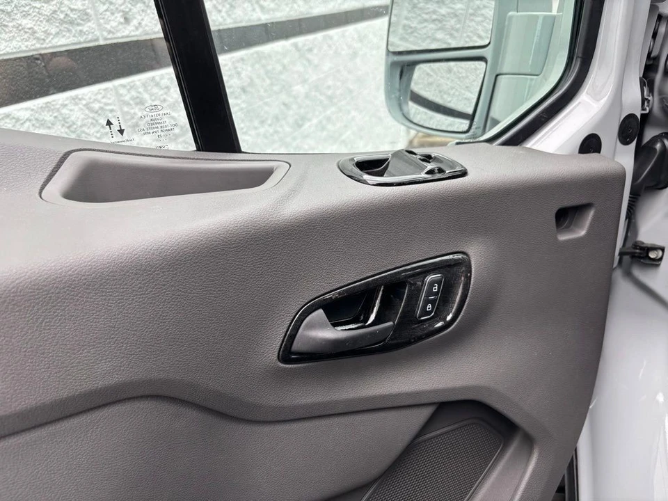 2025 Ford Transit - Image 18 of 21