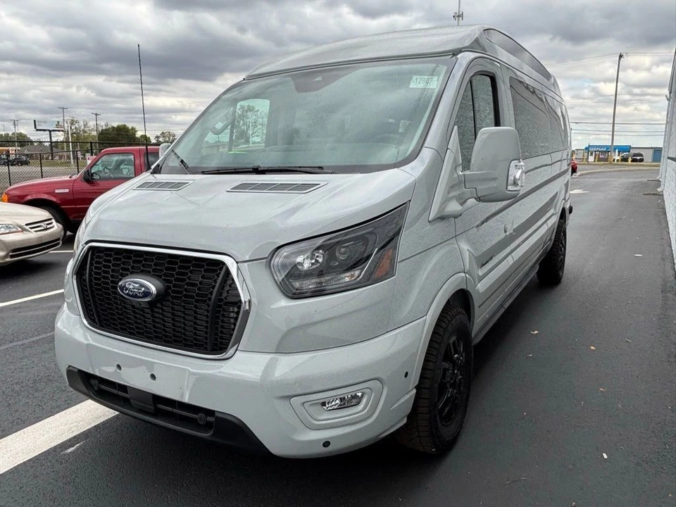 2025 Ford Transit - Image 15 of 21