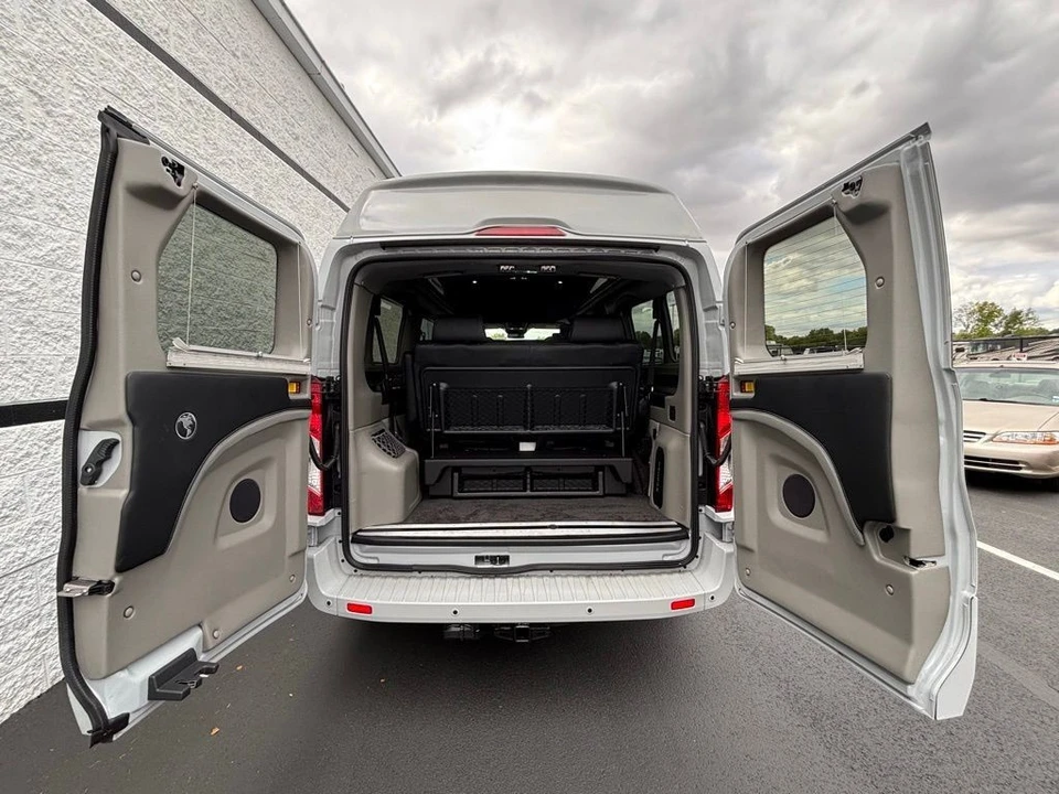 2025 Ford Transit - Image 11 of 21