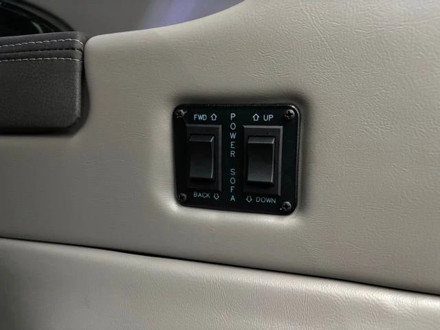 2025 Ford Transit - Image 11 of 12