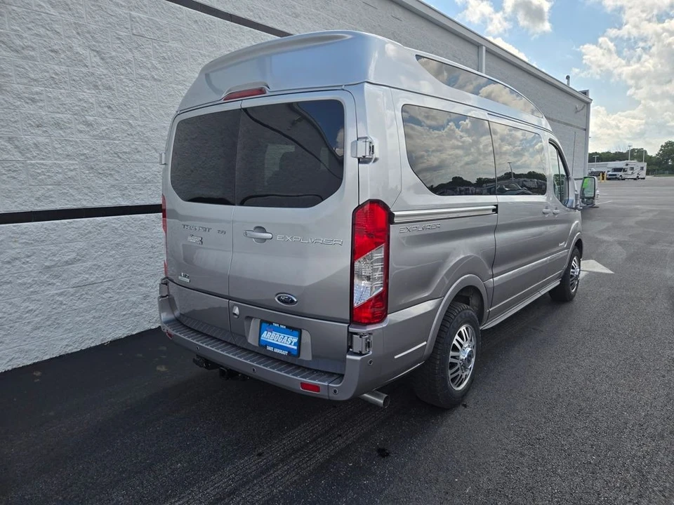 2025 Ford Transit - Image 5 of 12