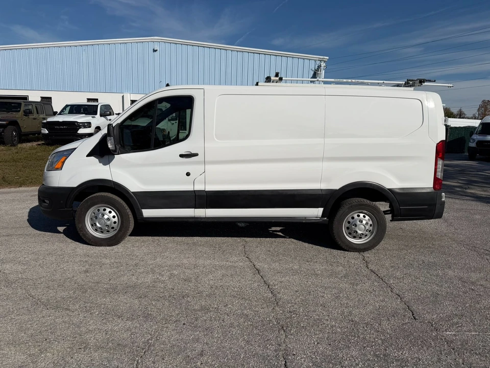 2025 Ford Transit - Image 4 of 21