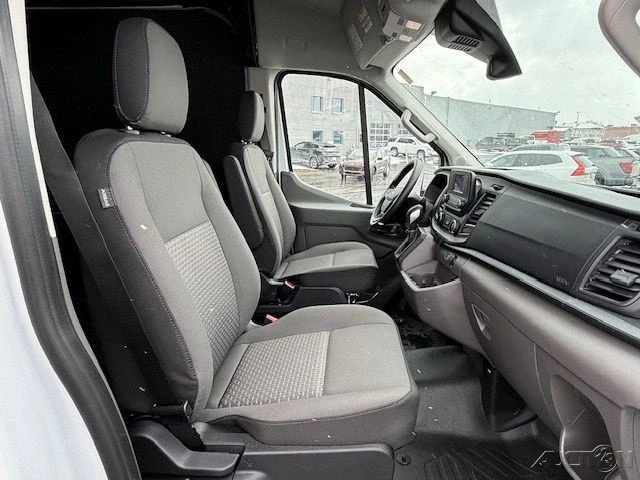 2025 Ford Transit - Image 17 of 21