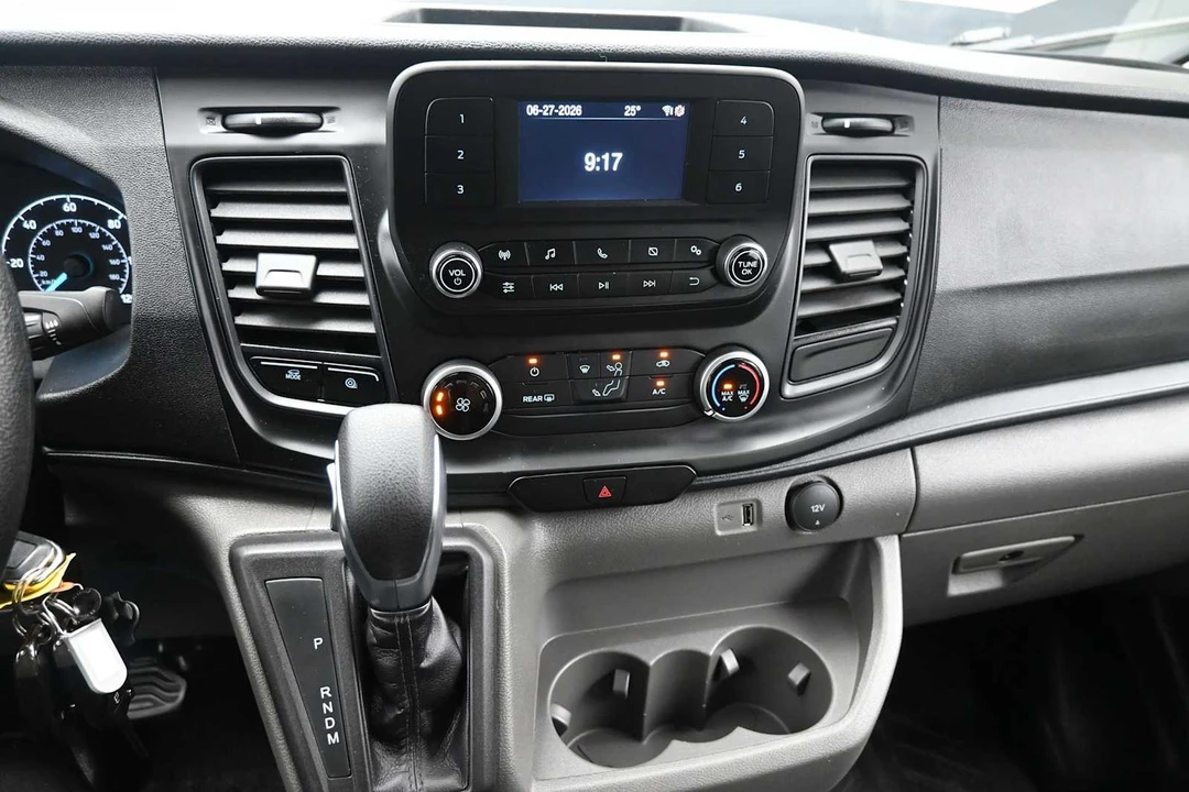 2025 Ford Transit - Image 18 of 31