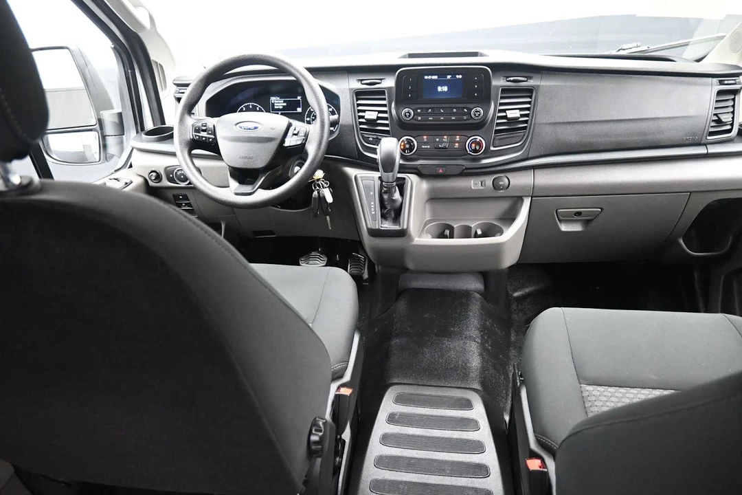 2025 Ford Transit - Image 24 of 31