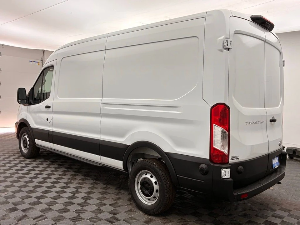 2025 Ford Transit - Image 9 of 12