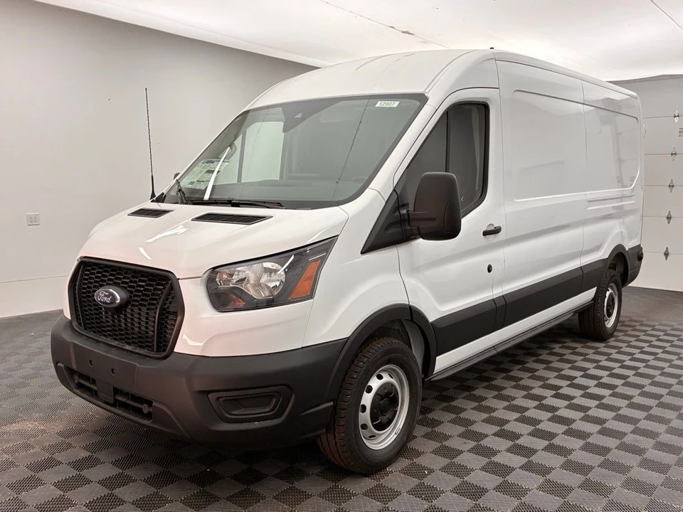 2025 Ford Transit - Image 10 of 12