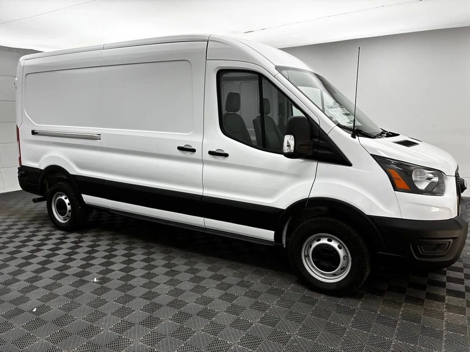 2025 Ford Transit - Image 4 of 12