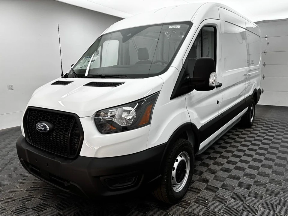 2025 Ford Transit - Image 11 of 12