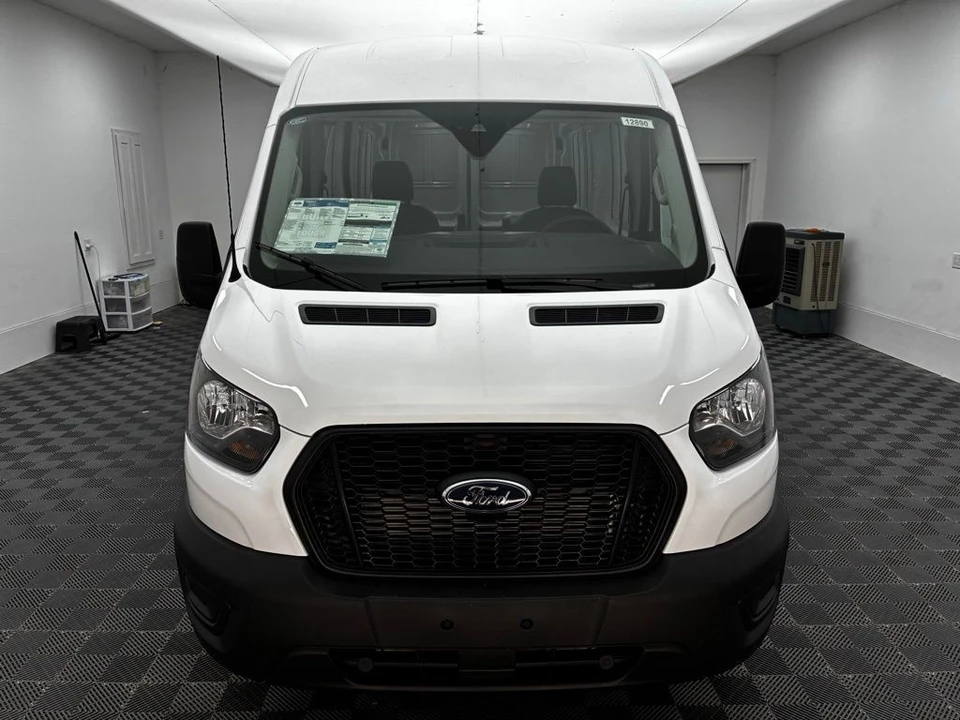 2025 Ford Transit - Image 10 of 12