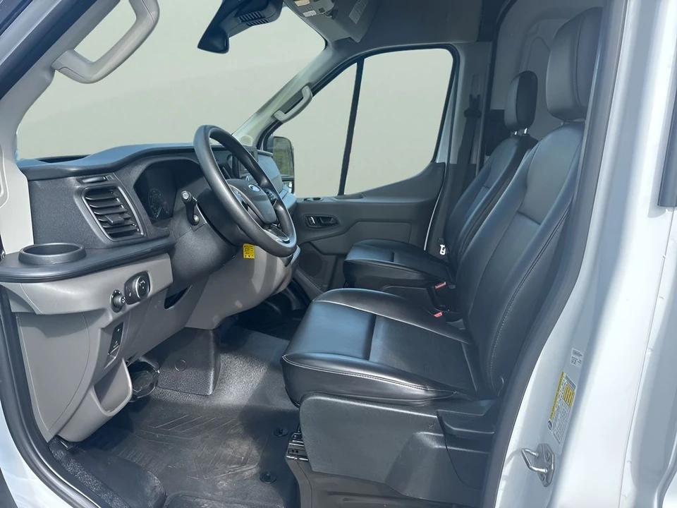 2025 Ford Transit - Image 9 of 21
