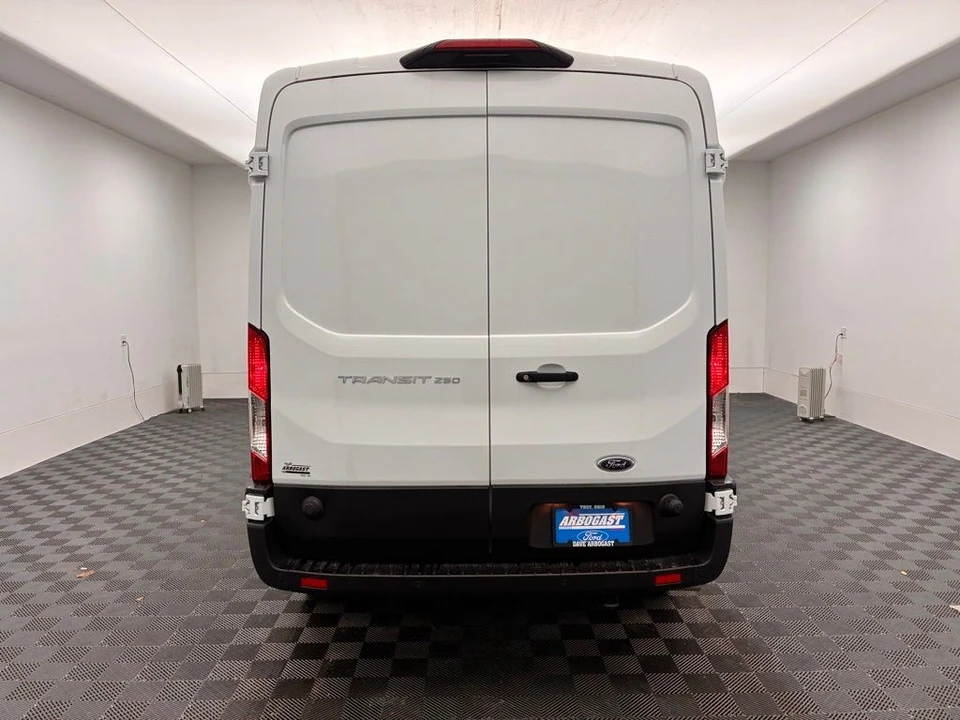 2025 Ford Transit - Image 10 of 12