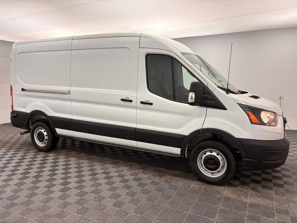 2025 Ford Transit - Image 6 of 12