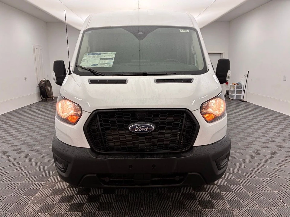 2025 Ford Transit - Image 11 of 12