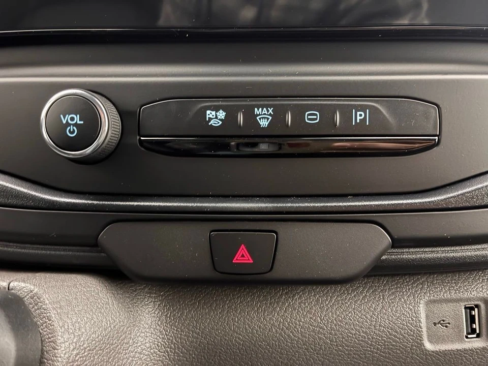 2025 Ford Transit - Image 4 of 12