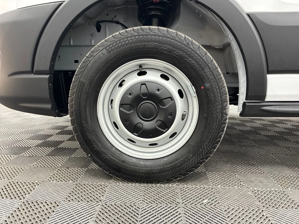 2025 Ford Transit - Image 11 of 12