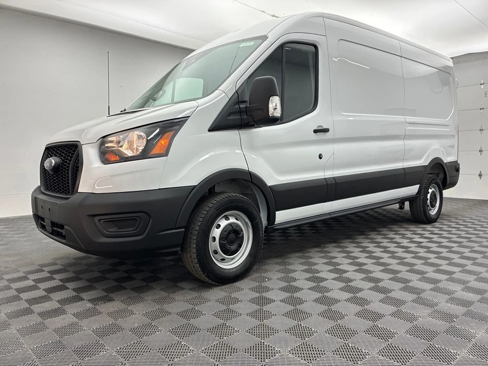 2025 Ford Transit - Image 9 of 12