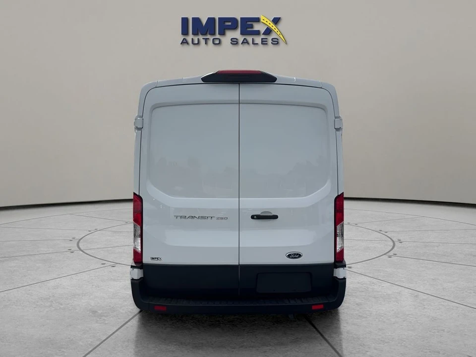 2025 Ford Transit - Image 4 of 31