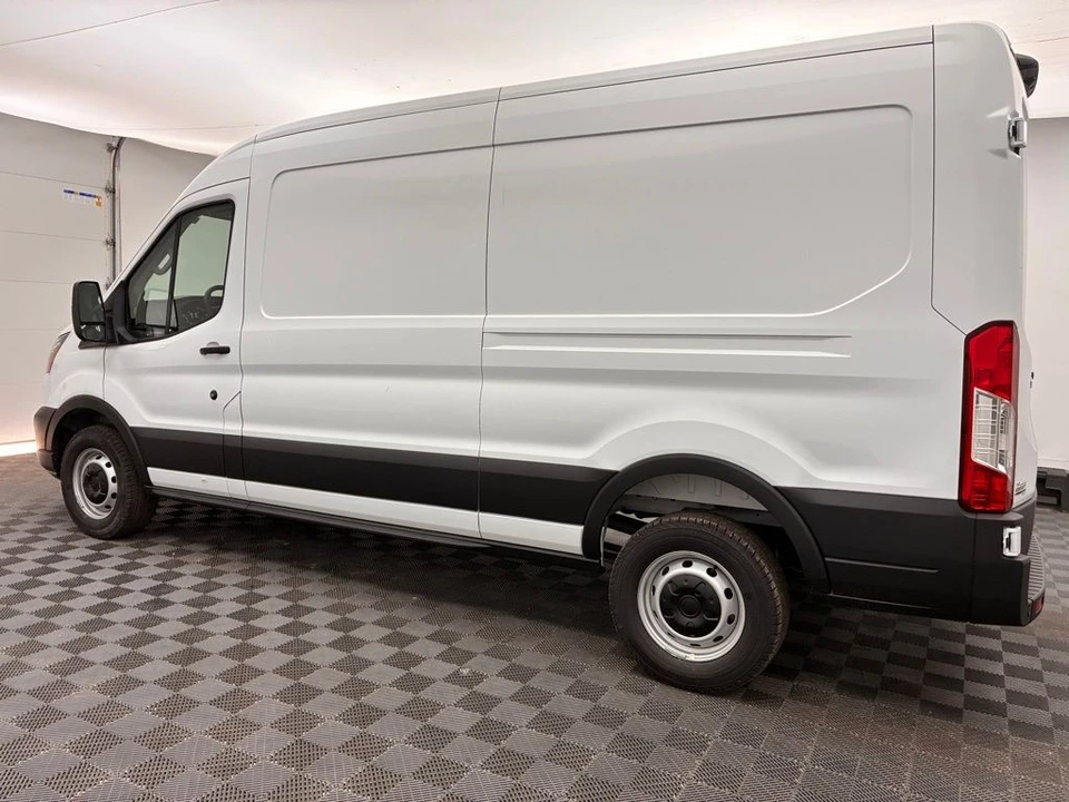 2025 Ford Transit - Image 9 of 12