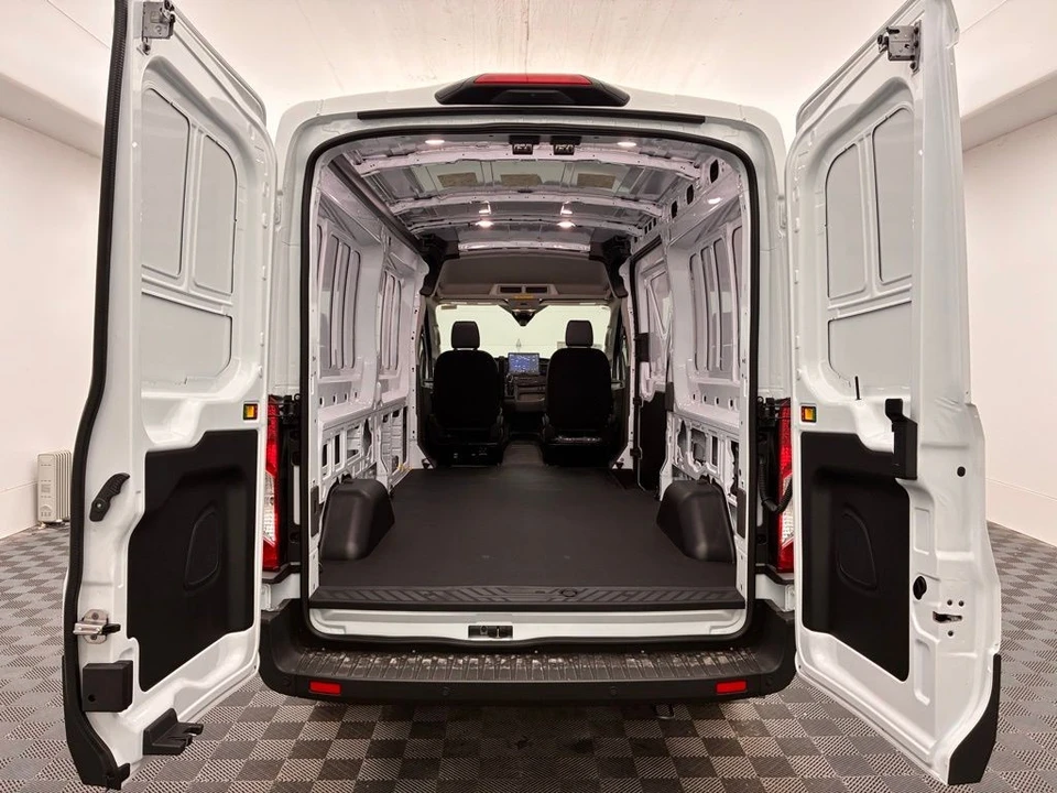 2025 Ford Transit - Image 6 of 21
