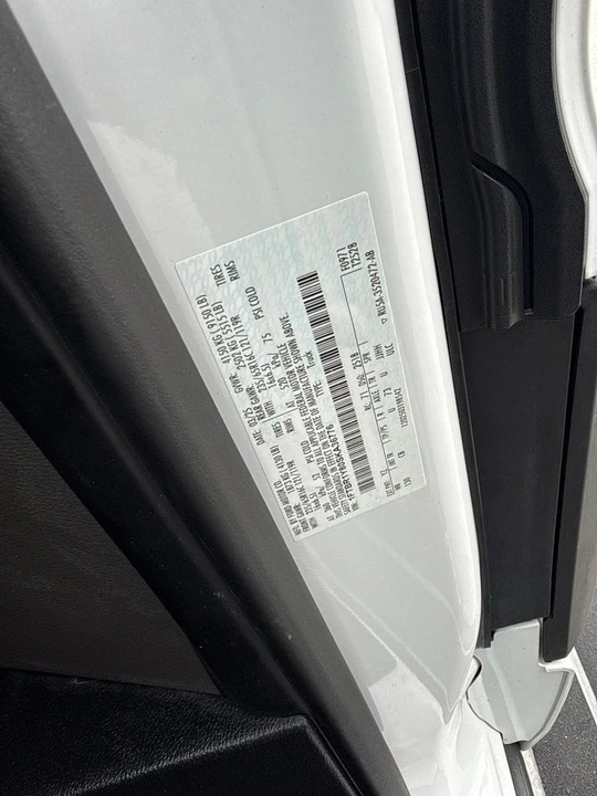 2025 Ford Transit - Image 15 of 18