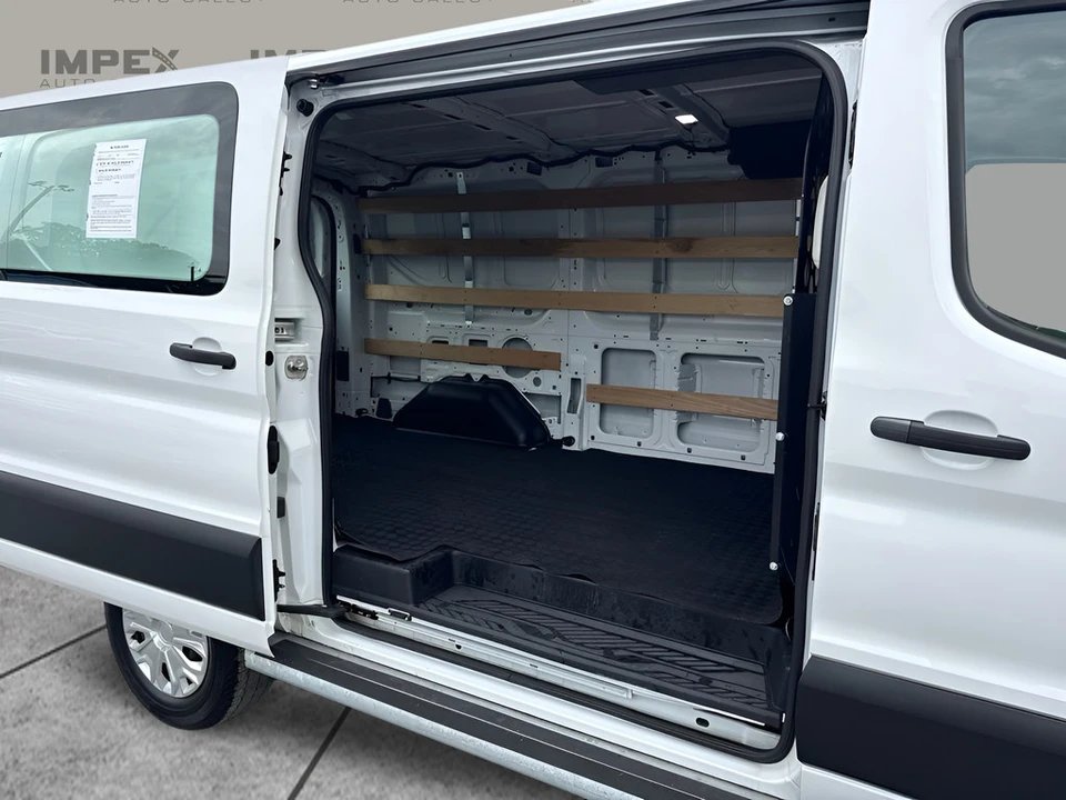 2025 Ford Transit - Image 16 of 18