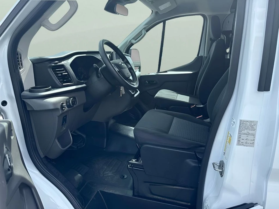 2025 Ford Transit - Image 5 of 16