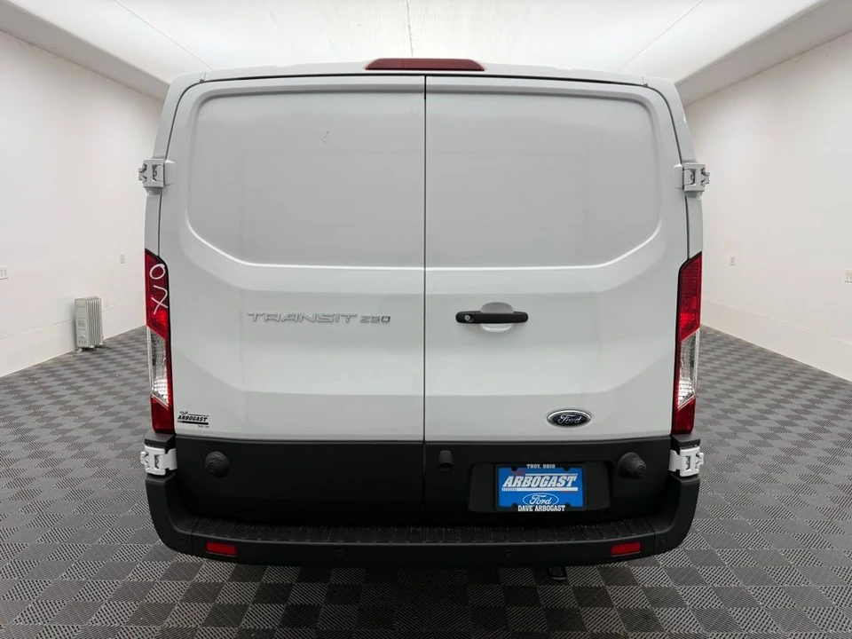 2025 Ford Transit - Image 7 of 21
