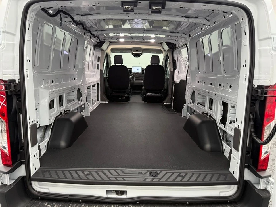 2025 Ford Transit - Image 9 of 12